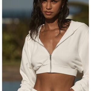 ALO Yoga ivory Zip-Up Crop sweatshirt